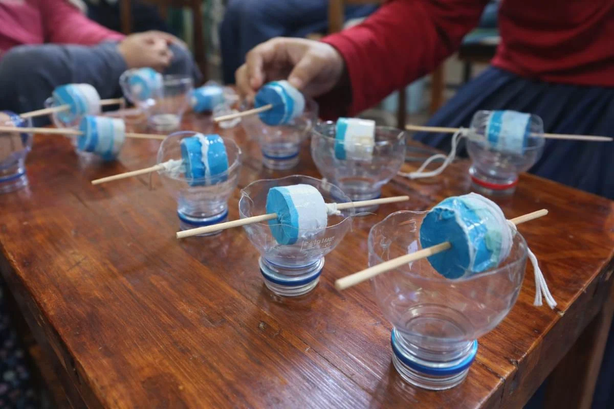 Kreasi Sampah Plastik Siswa Sekolah Alam Indonesia Meruyung