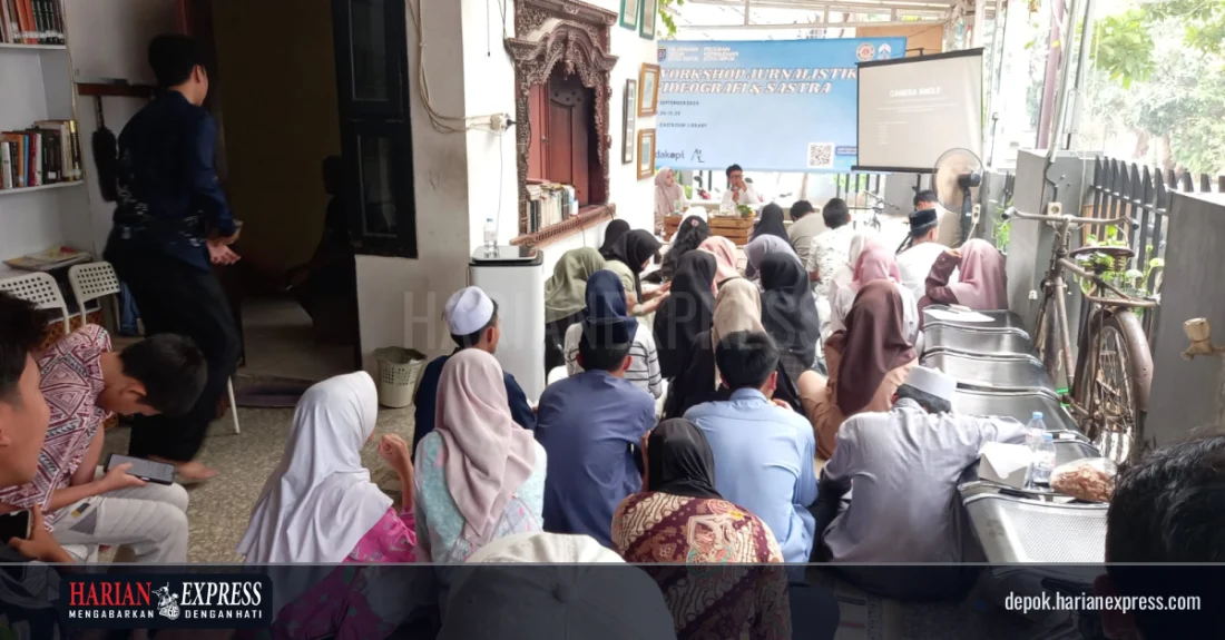 Perkuat Kapasitas Pemuda, Karang Taruna RW 08 Taman Serua Adakan Pelatihan Kreatif